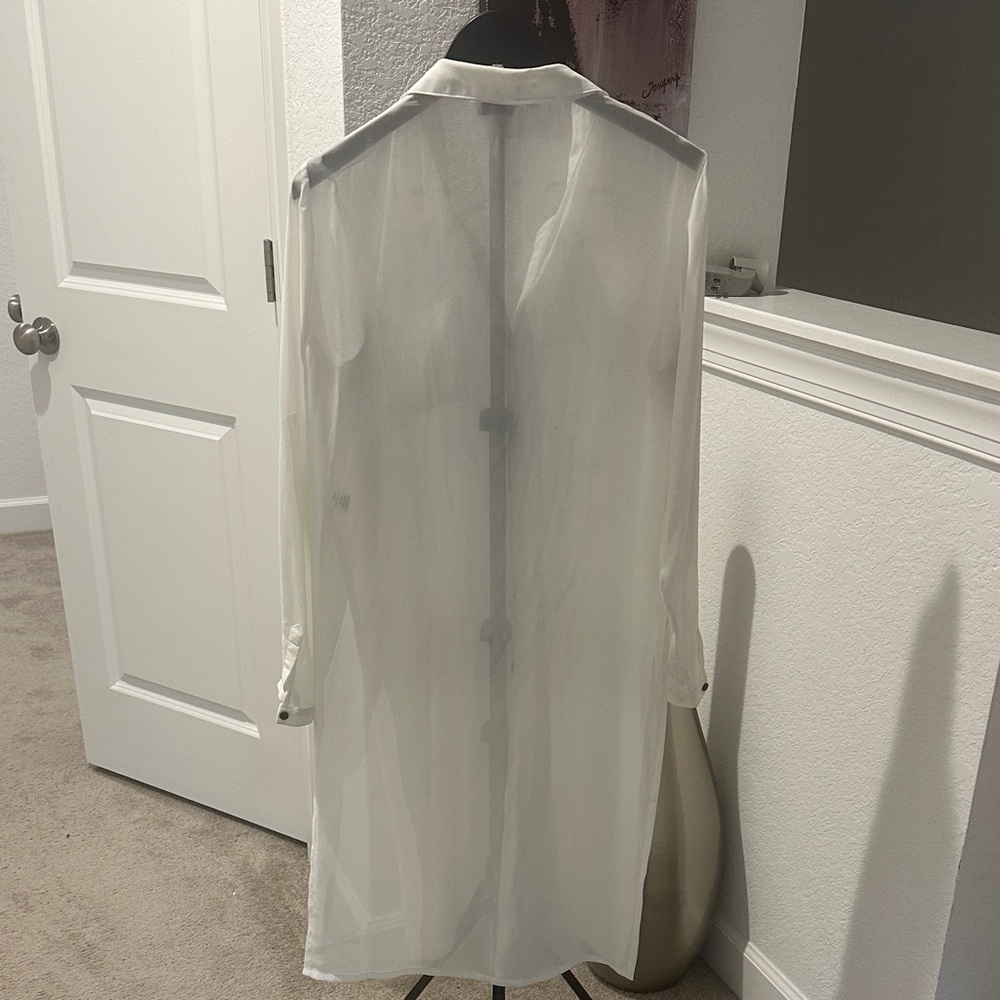 cleo White Longline Button-Front Tunic - Picture 2 of 6